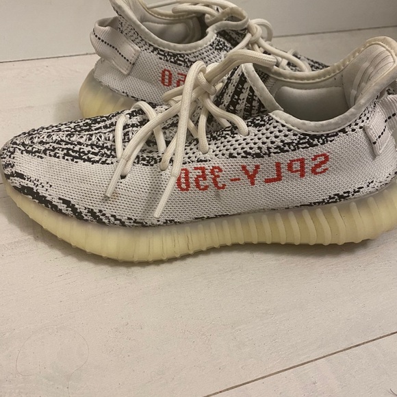 Adidas Yeezy Boost 350 Zebra - Picture 2 of 10